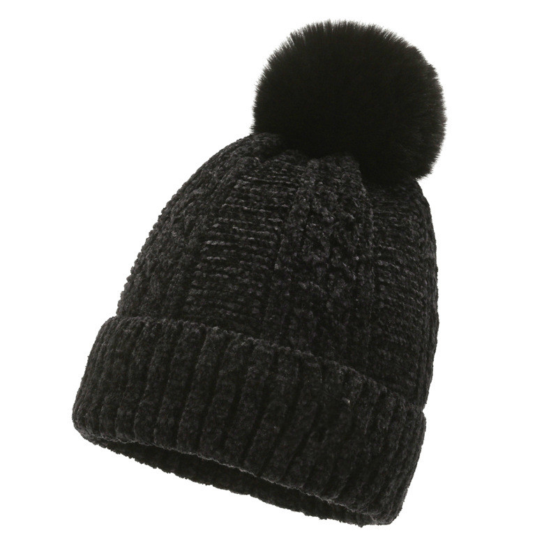Women-and-Men-Beanie-.jpg